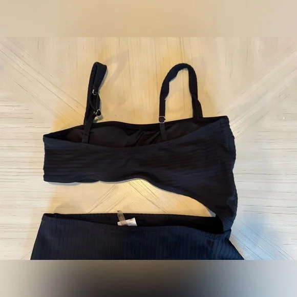 Shade & Shore Women's Ribbed Cut Out One Piece Swimsuit - Size Small - EUC! - Picture 10 of 14